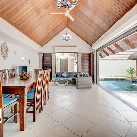 Oasis 1 Villa Tropicale Гранд-Бэй Экстерьер фото